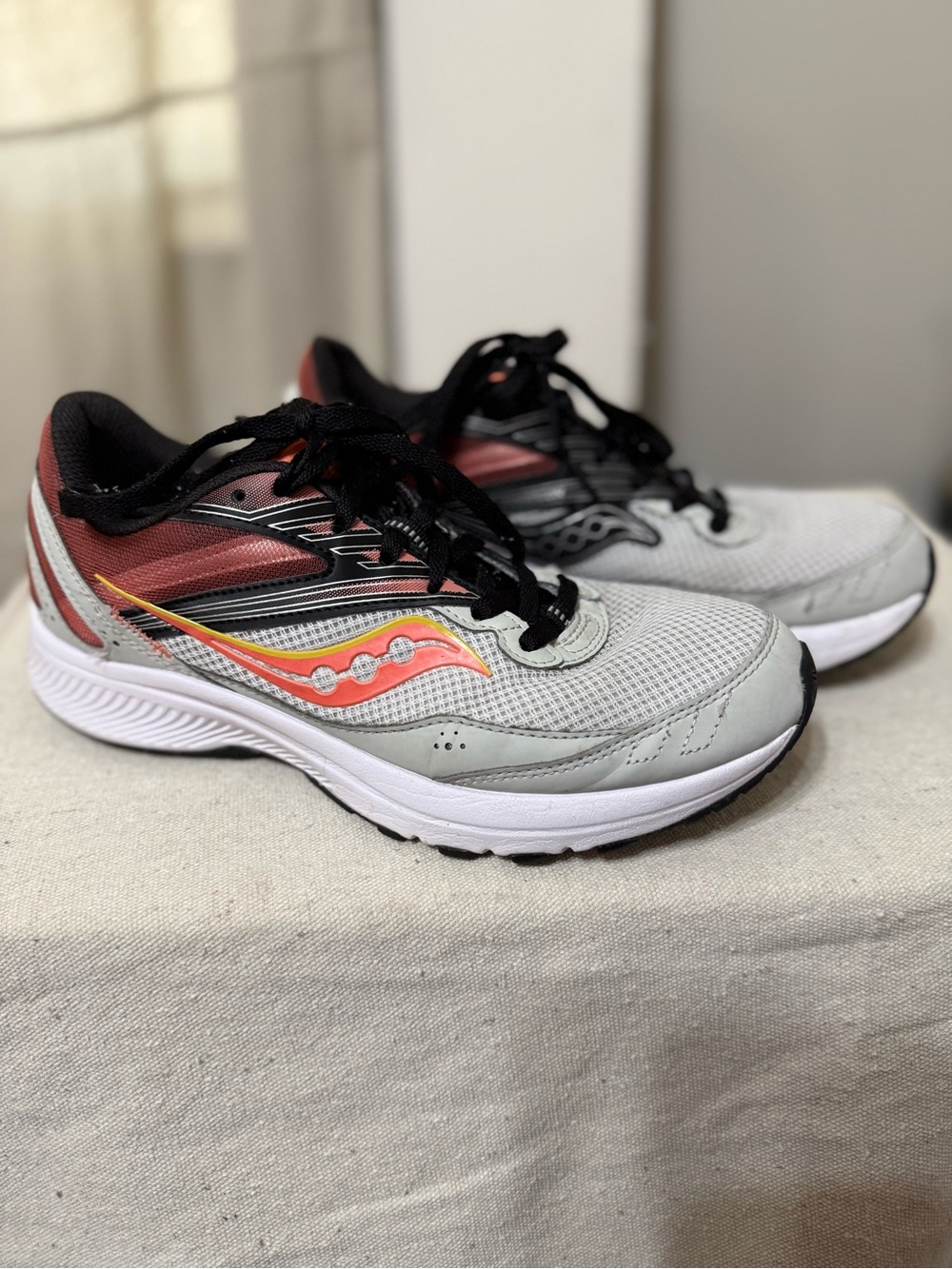 Saucony Womens Athletic Running Shoes